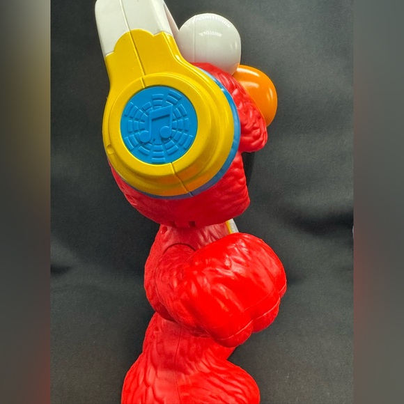Sesame Street Let'S Dance Elmo: 12-Inch Elmo Toy That Sings And Dances - Picture 3 of 8